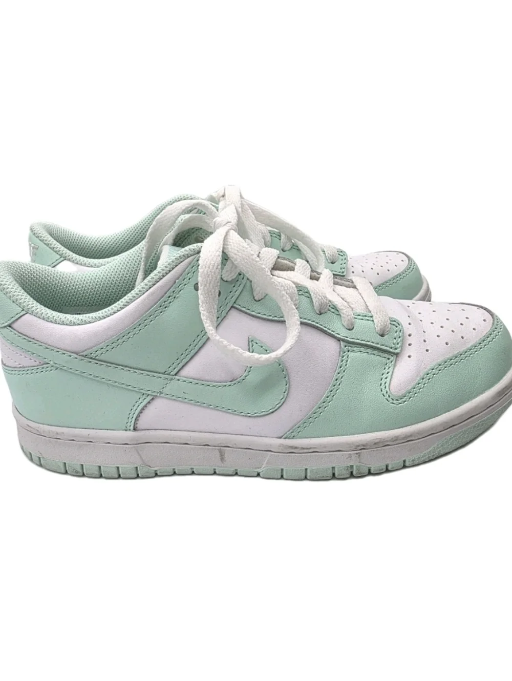 Nike Dunk Low White Mint Green Size 6Y Women’s Size 7.5 Sneakers School Casual